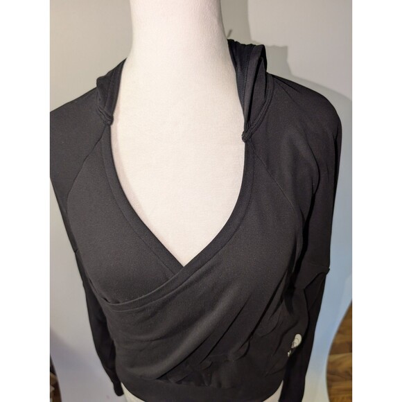 The North Face Hoodie Women's Medium Black Flashdry Athletic Gym Workout Cute - Picture 10 of 11